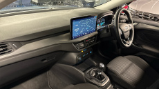 Ford Focus 1.0 EcoBoost Hybrid mHEV 155 Titanium 5dr Petrol Hatchback